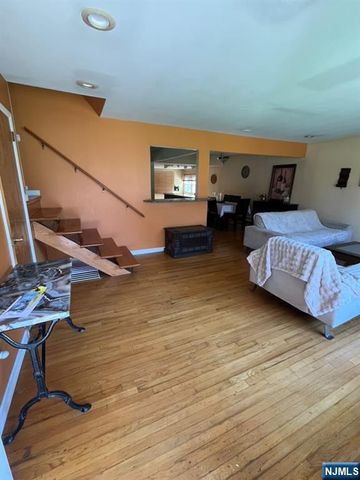 68 Westland Road, Cedar Grove, NJ 07009