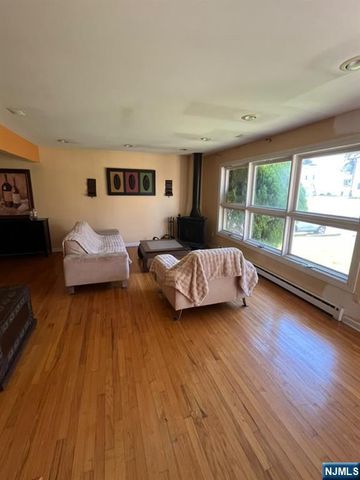 68 Westland Road, Cedar Grove, NJ 07009