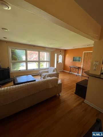 68 Westland Road, Cedar Grove, NJ 07009
