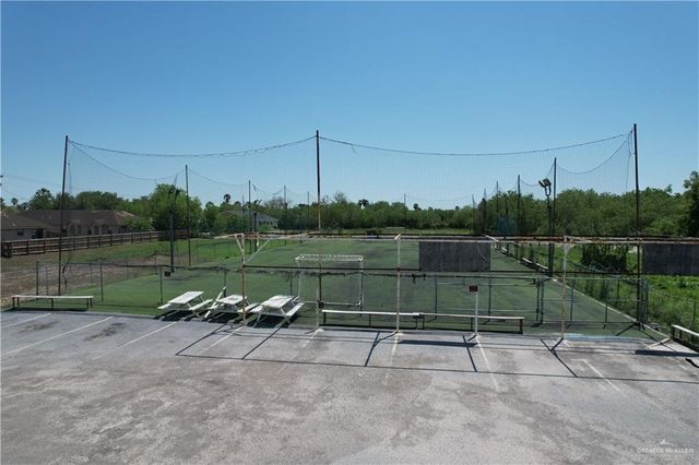 3302 E Main Avenue, Alton, TX 78573