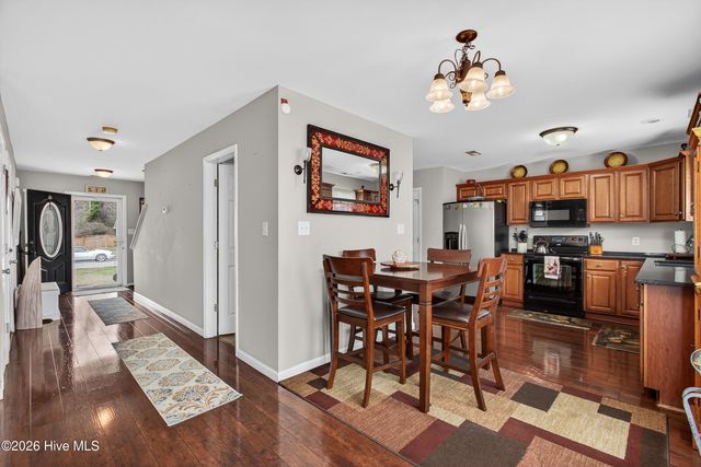 107 Brookhaven Drive, Richlands, NC 28574