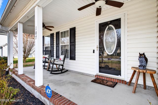 107 Brookhaven Drive, Richlands, NC 28574