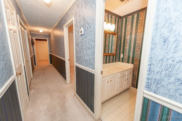 390 Dalraida Road, Montgomery, AL 36109