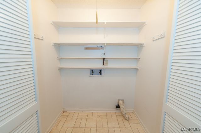 390 Dalraida Road, Montgomery, AL 36109