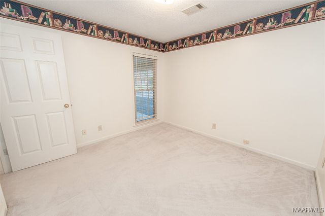 390 Dalraida Road, Montgomery, AL 36109