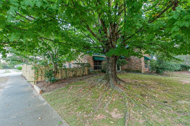 390 Dalraida Road, Montgomery, AL 36109