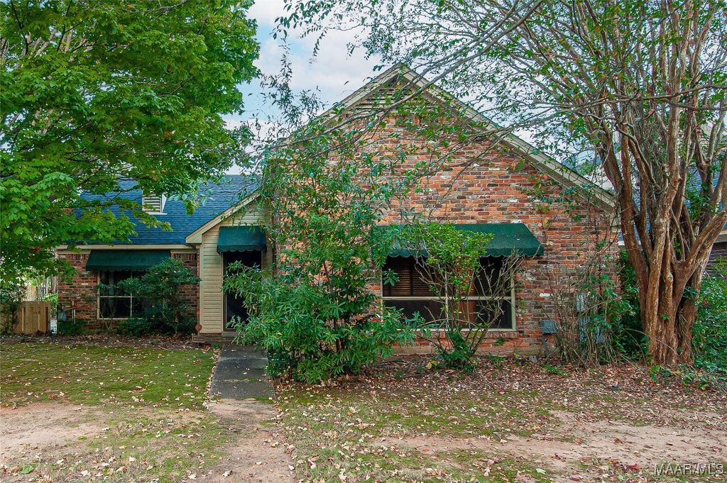 390 Dalraida Road, Montgomery, AL 36109