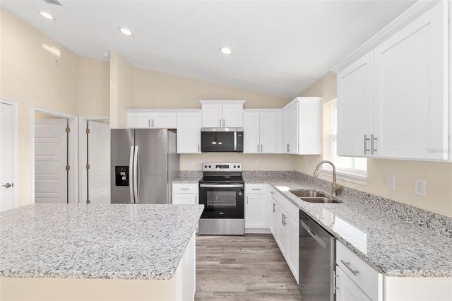 44 WALNUT DRIVE, Ocala, FL 34480