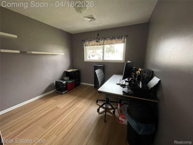 6321 Church Street, Independence Charter Township, MI 48346