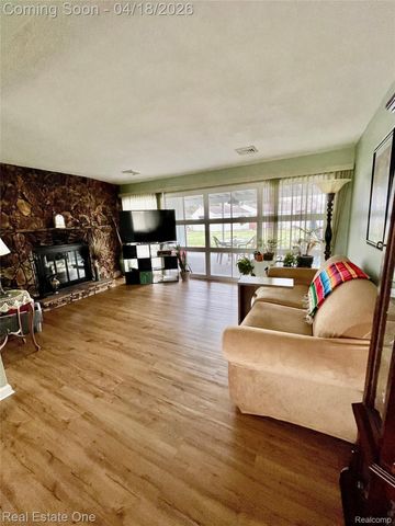 6321 Church Street, Independence Charter Township, MI 48346