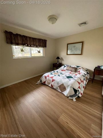 6321 Church Street, Independence Charter Township, MI 48346