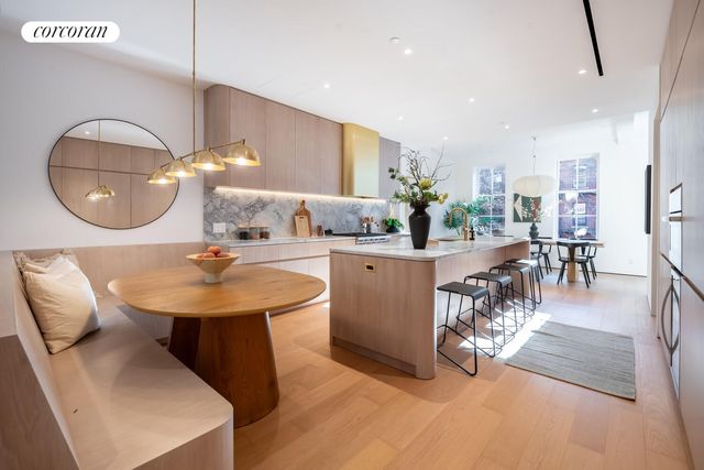 313 E 6TH Street PENTHOUSE, New York City, NY 10003