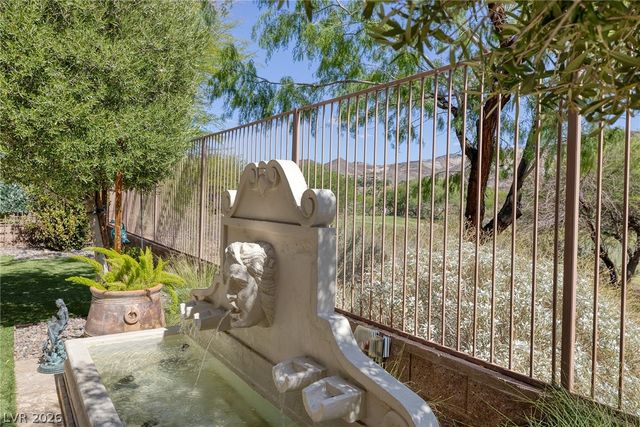 45 Avenida Sorrento, Henderson, NV 89011