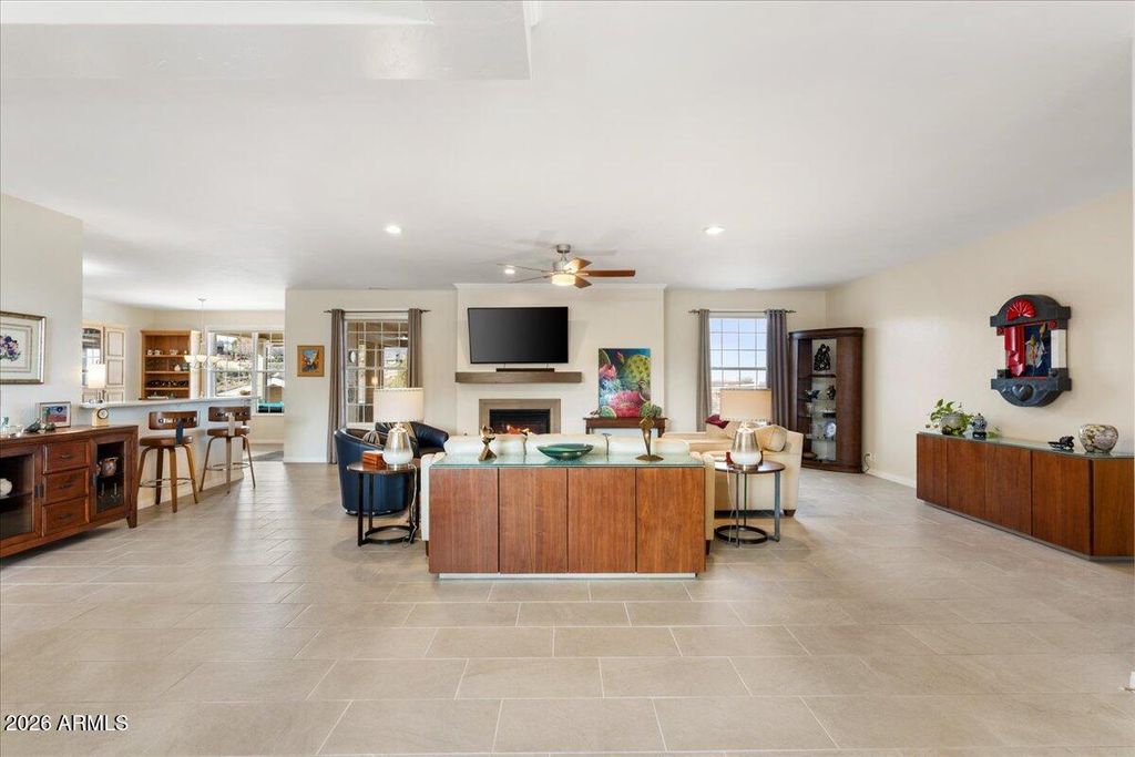 Image 6 of property listing at 1075 LONGVIEW Drive, Prescott, AZ 86305