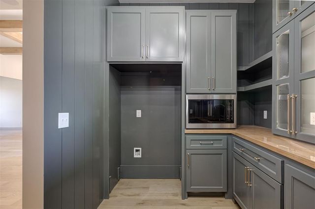 7901 Stagecoach Circle, Arcadia, OK 73007