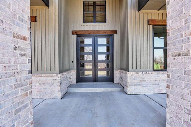 7901 Stagecoach Circle, Arcadia, OK 73007