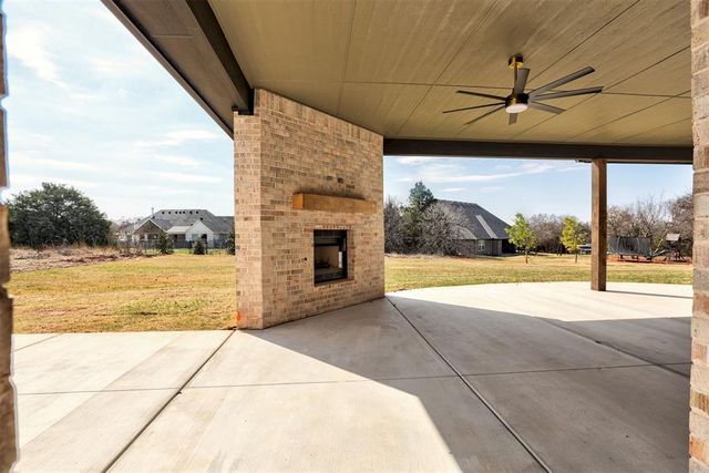 7901 Stagecoach Circle, Arcadia, OK 73007