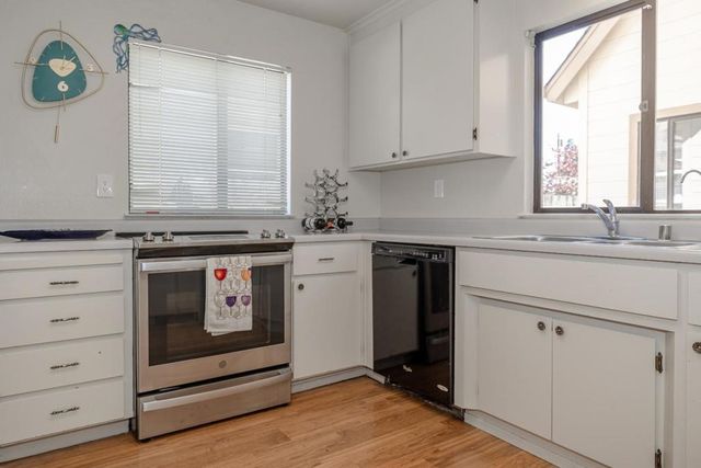 702 Beverly Avenue, Capitola, CA 95010