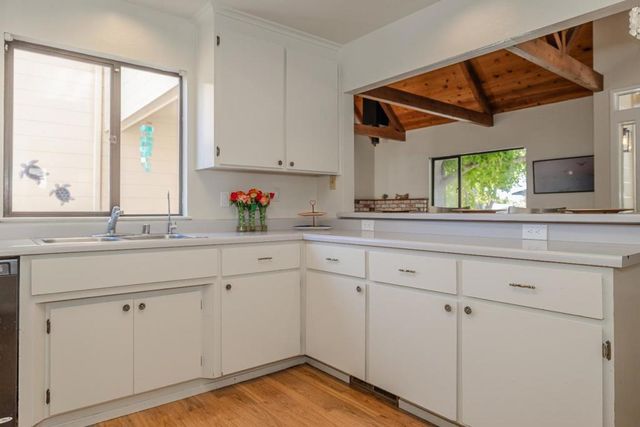 702 Beverly Avenue, Capitola, CA 95010