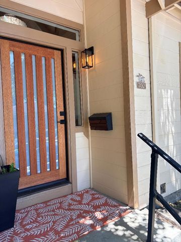 702 Beverly Avenue, Capitola, CA 95010