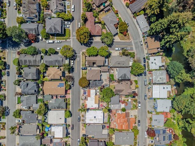 702 Beverly Avenue, Capitola, CA 95010