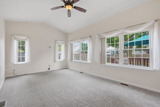 7075 St Andrews Drive, Ypsilanti, MI 48197