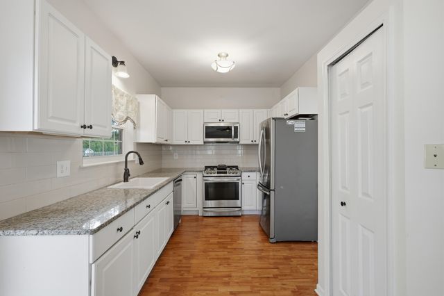 7075 St Andrews Drive, Ypsilanti, MI 48197