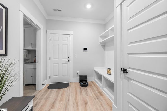425 Galleron Court, Fountain Inn, SC 29644