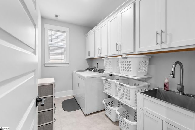 425 Galleron Court, Fountain Inn, SC 29644