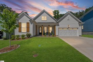 425 Galleron Court, Fountain Inn, SC 29644