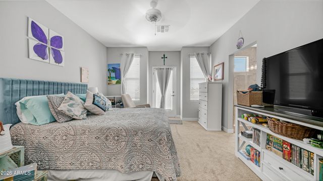 2511 W QUEEN CREEK Road 303, Chandler, AZ 85248