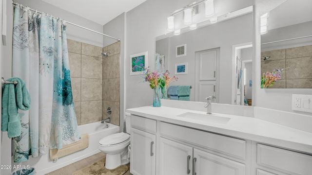 2511 W QUEEN CREEK Road 303, Chandler, AZ 85248