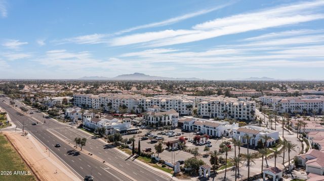 2511 W QUEEN CREEK Road 303, Chandler, AZ 85248