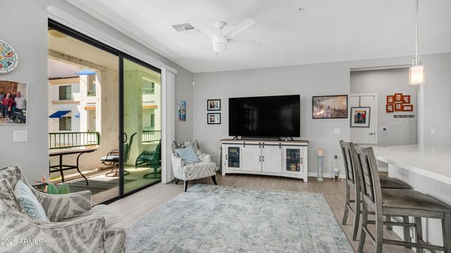 2511 W QUEEN CREEK Road 303, Chandler, AZ 85248
