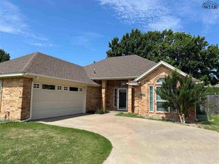 5312 PEBBLESTONE DRIVE, Wichita Falls, TX 76306