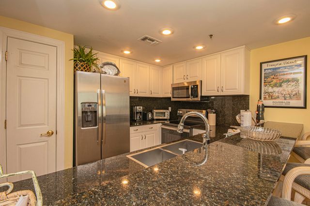 6415 Thomas Drive UNIT 502, Panama City Beach, FL 32408