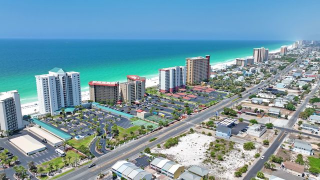 6415 Thomas Drive UNIT 502, Panama City Beach, FL 32408