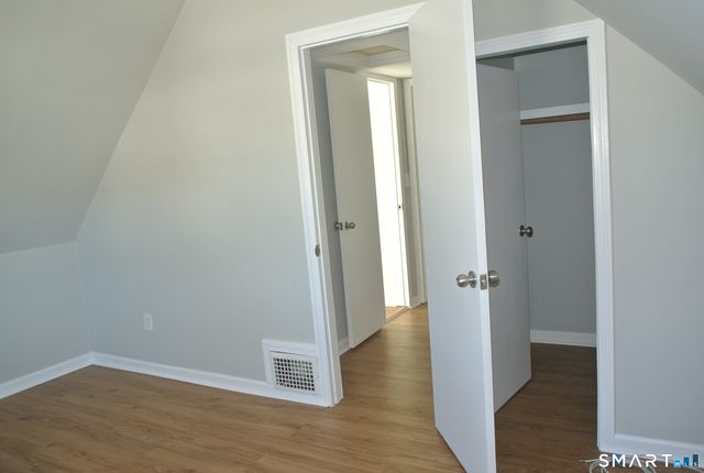 492 West River Street, Milford, CT 06461