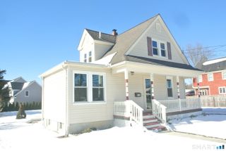 492 West River Street, Milford, CT 06461