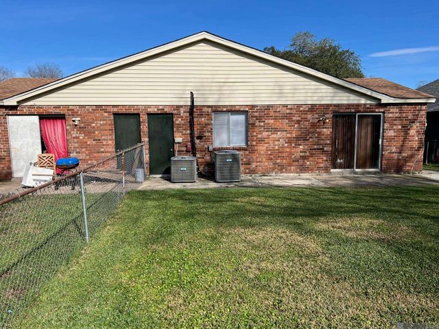 12360-62 Robbie Ave, Baton Rouge, LA 70815