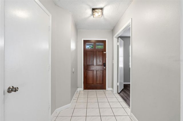 5113 NASHVILLE DRIVE, Tampa, FL 33624