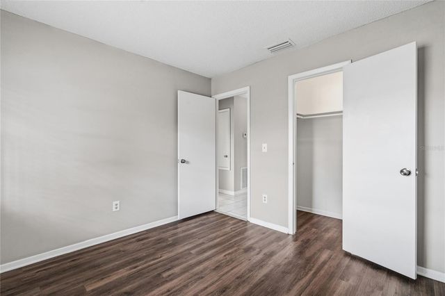 5113 NASHVILLE DRIVE, Tampa, FL 33624