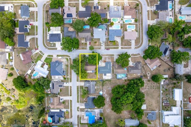 5113 NASHVILLE DRIVE, Tampa, FL 33624