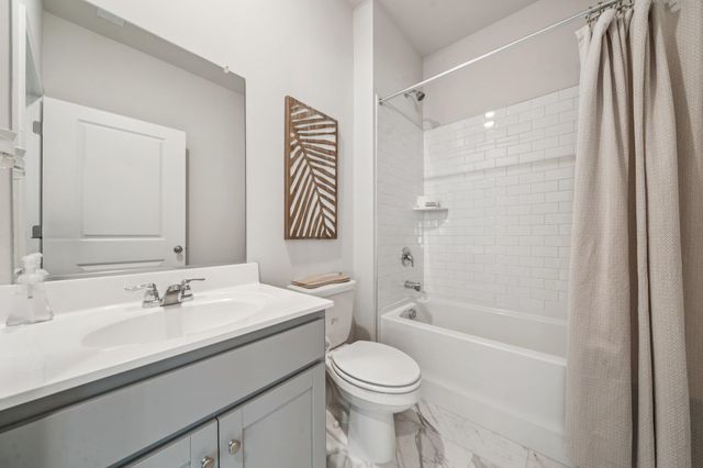 155 LIBERTY LN, Keswick, VA 22947