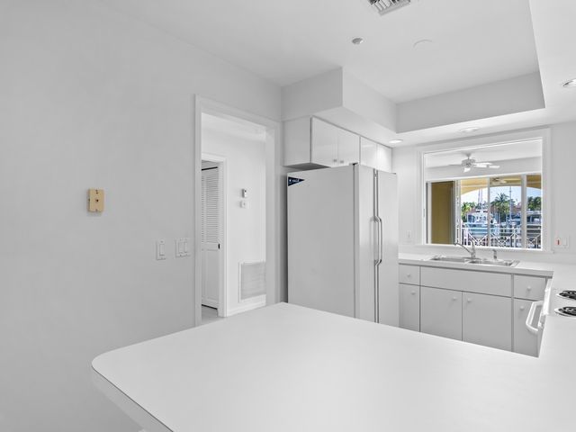 5540 N Harbor Village Drive 103, Vero Beach, FL 32967