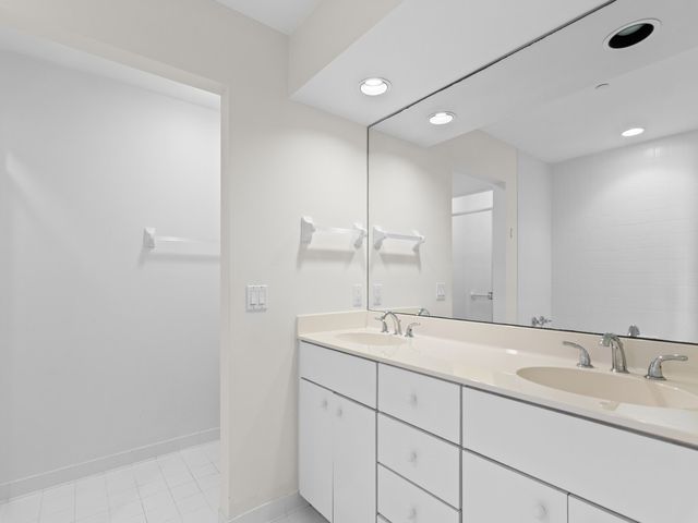 5540 N Harbor Village Drive 103, Vero Beach, FL 32967