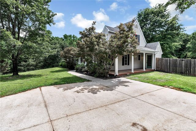 118 Hurst Avenue, Anderson, SC 29625