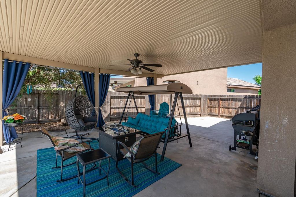 Image 29 of property listing at 835 S Bliss Avenue, Fresno, CA 93727