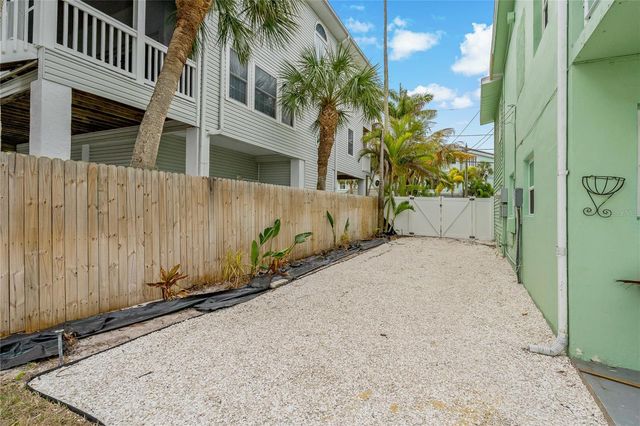 8441 BAYSHORE DRIVE, Treasure Island, FL 33706