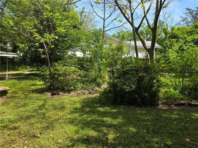 111 N Julia Street, Mobile, AL 36604